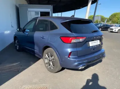 Photo 12 Ford Kuga 2.5 Duratec 190ch FHEV E85 ST-Line X BVA