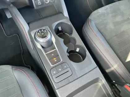Photo 7 Ford Kuga 2.5 Duratec 190ch FHEV E85 ST-Line X BVA