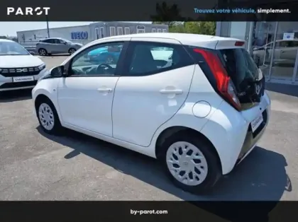 Photo 12 Toyota Aygo 1.0 VVT-i 72ch x-play 5p MY20