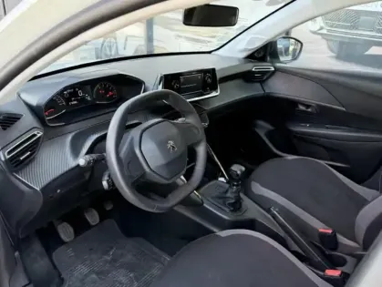 Photo 17 Peugeot 208 II 1.5 BlueHDi 100 S&S Premium