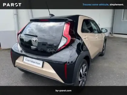 Photo 31 Toyota Aygo X 1.0 VVT-i 72ch Design S-CVT MY23