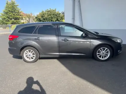 Photo 25 Ford Focus SW 1.0 EcoBoost 125ch Stop&Start Executive