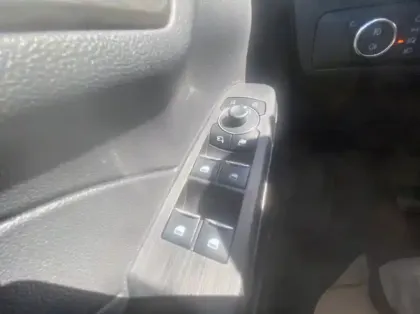 Photo 5 Ford Kuga 2.5 Duratec 180ch Hybrid FlexiFuel Titanium Business Powershift