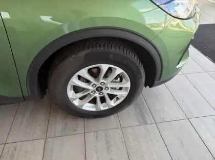 Photo 28 Ford Kuga 2.5 Duratec 180ch Hybrid FlexiFuel Titanium Business Powershift