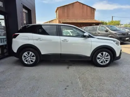 Photo 17 Peugeot 3008 II BlueHDi 130 S&S Active Business
