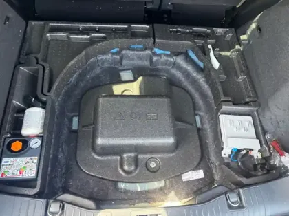 Photo 28 Ford Kuga 2.5 Duratec 243ch Hybride Rechargeable ST-Line X Powershift