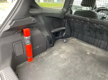 Photo 28 Ford Fiesta Affaires 1.5 TDCi 85ch S&S Trend
