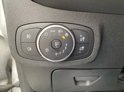 Photo 19 Ford Fiesta Affaires 1.5 TDCi 85ch S&S Trend