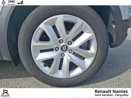 Photo 24 Renault Captur  1.6 E-Tech hybride 145ch Business