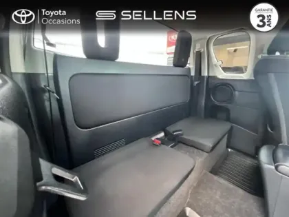 Photo 6 Toyota Hilux  2.4 D-4D 150ch X-Tra Cabine Légende 4WD RC23