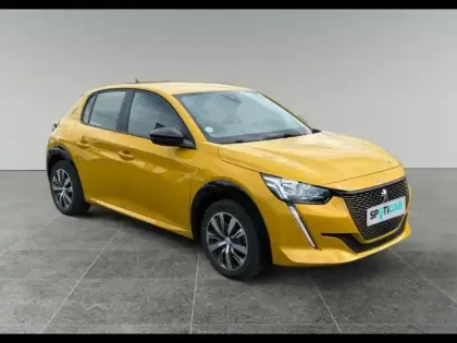Photo 6 Peugeot 208  e- 136ch Like