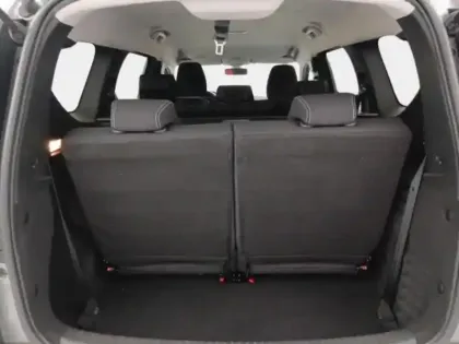 Photo 8 Dacia Jogger  1.6 hybrid 140ch Expression 7 places