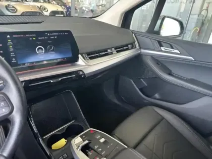 Photo 8 BMW Série 2  ActiveTourer 218i 136ch Luxury DKG7