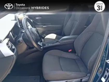 Photo 10 Toyota C-HR  2.0 Hybride 184ch Dynamic Ultimate E-CVT
