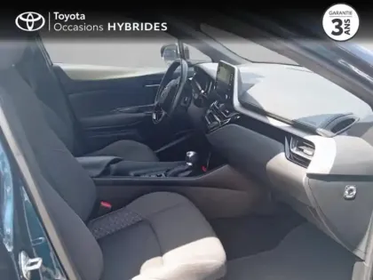 Photo 5 Toyota C-HR  2.0 Hybride 184ch Dynamic Ultimate E-CVT