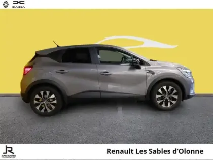Photo 12 Renault Captur  1.6 E-Tech hybride 145ch Evolution