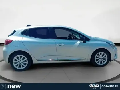 Photo 20 Renault Clio  1.6 E-Tech hybride 145ch Evolution