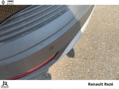 Photo 14 Renault Captur  1.6 E-Tech hybride 145ch Evolution