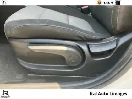 Photo 12 Kia Stonic  1.0 T-GDi 100ch Motion