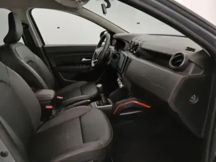 Photo 13 Dacia Duster  1.0 ECO-G 100ch Extreme 4x2