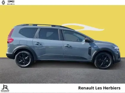 Photo 12 Dacia Jogger  1.6 hybrid 140ch Extreme 7 places -24