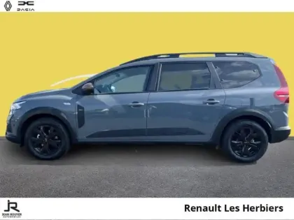 Photo 9 Dacia Jogger  1.6 hybrid 140ch Extreme 7 places -24