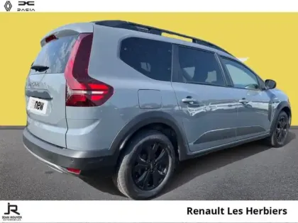 Photo 11 Dacia Jogger  1.6 hybrid 140ch Extreme 7 places -24