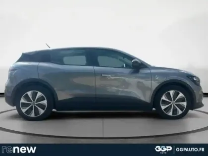 Photo 20 Renault Megane  E-Tech Electric EV60 130ch Evolution ER super charge -B