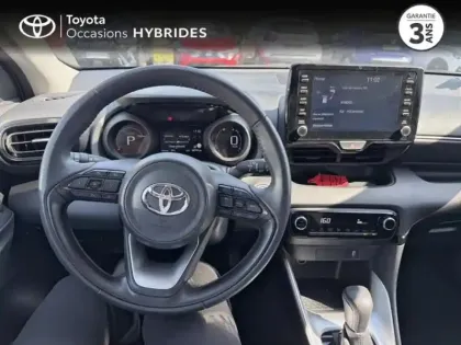Photo 8 Toyota Yaris  116h Design 5p MY22