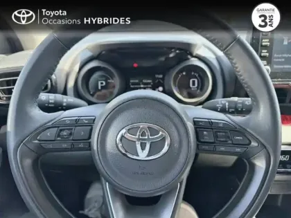 Photo 12 Toyota Yaris  116h Design 5p MY22