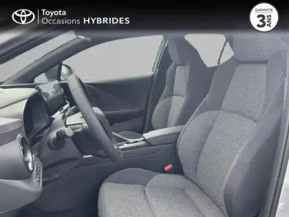 Photo 24 Toyota C-HR  1.8 Hybride 140ch Graphic MY26