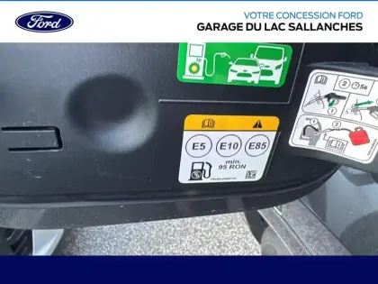 Photo 10 Ford Kuga  2.5 Duratec 180ch Hybrid FlexiFuel ST-Line Powershift