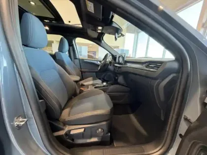 Photo 10 Ford Kuga  2.5 Duratec 180ch Hybrid FlexiFuel BlueCruise Edition Powershift