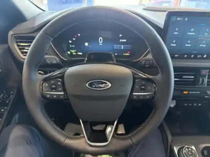 Photo 13 Ford Kuga  2.5 Duratec 180ch Hybrid FlexiFuel BlueCruise Edition Powershift