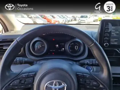 Photo 12 Toyota Yaris  116h Design 5p