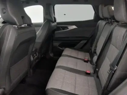 Photo 12 Renault Espace  1.2 E-Tech full hybrid 200ch Techno 7 places - 25