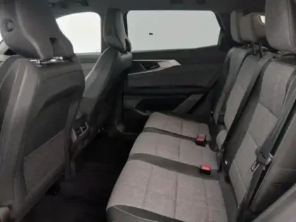 Photo 27 Renault Espace  1.2 E-Tech full hybrid 200ch Techno 7 places - 25