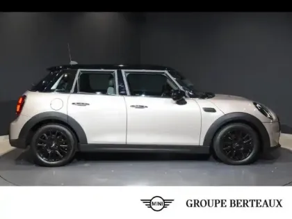 Photo 5 Mini Mini  5 Portes Cooper 136ch  Essential BVA7
