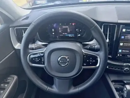 Photo 7 Volvo Xc60  B4 AdBlue 197ch Plus Style Chrome Geartronic