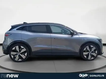 Photo 5 Renault Megane  E-Tech Electric EV60 220ch Iconic super charge -B