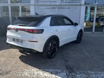 Photo 5 Volkswagen T-roc  1.5 eTSI 150ch R-Line DSG7