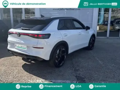 Photo 9 Volkswagen T-roc  1.5 eTSI 150ch R-Line DSG7