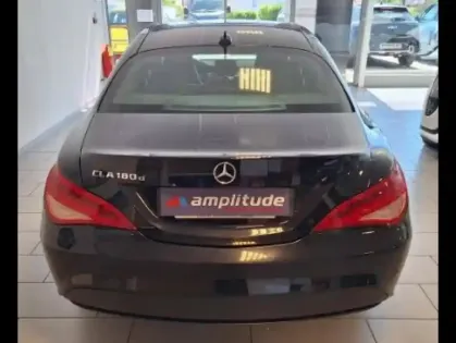 Photo 40 Mercedes CLA  180 d Inspiration 7G-DCT