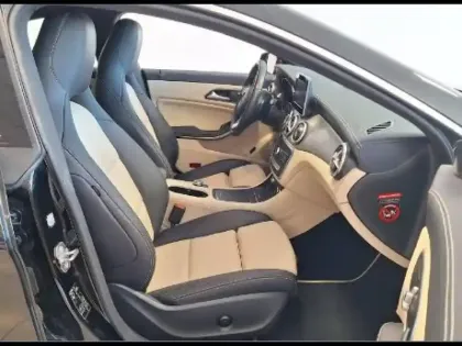 Photo 44 Mercedes CLA  180 d Inspiration 7G-DCT
