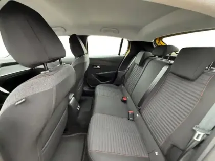 Photo 10 Peugeot 208  e- 136ch Like
