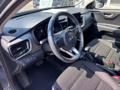 Photo 8 Kia Stonic  1.0 T-GDi 100ch Active DCT7
