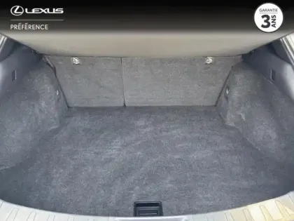 Photo 9 Lexus UX  300e Pack