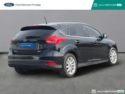 Photo 18 Ford Focus  1.0 EcoBoost 125ch Titanium