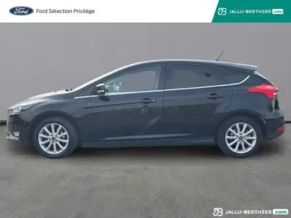 Photo 19 Ford Focus  1.0 EcoBoost 125ch Titanium