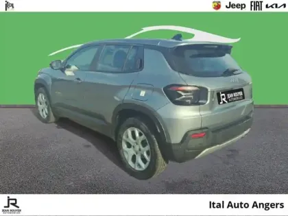 Photo 6 Jeep Avenger  1.2 Turbo T3 110ch MHEV Altitude BVR6 eHybrid
